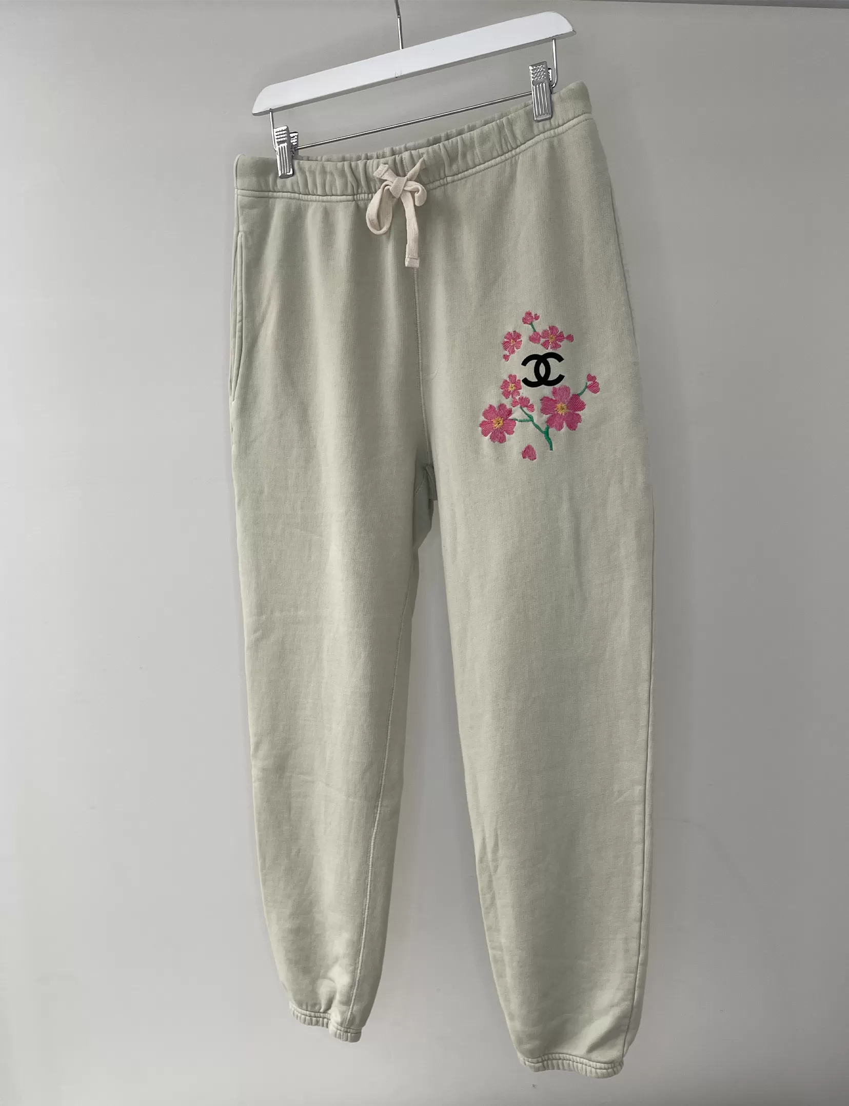 CC Floral Embroidery Fleece Sweatpants, Chalk