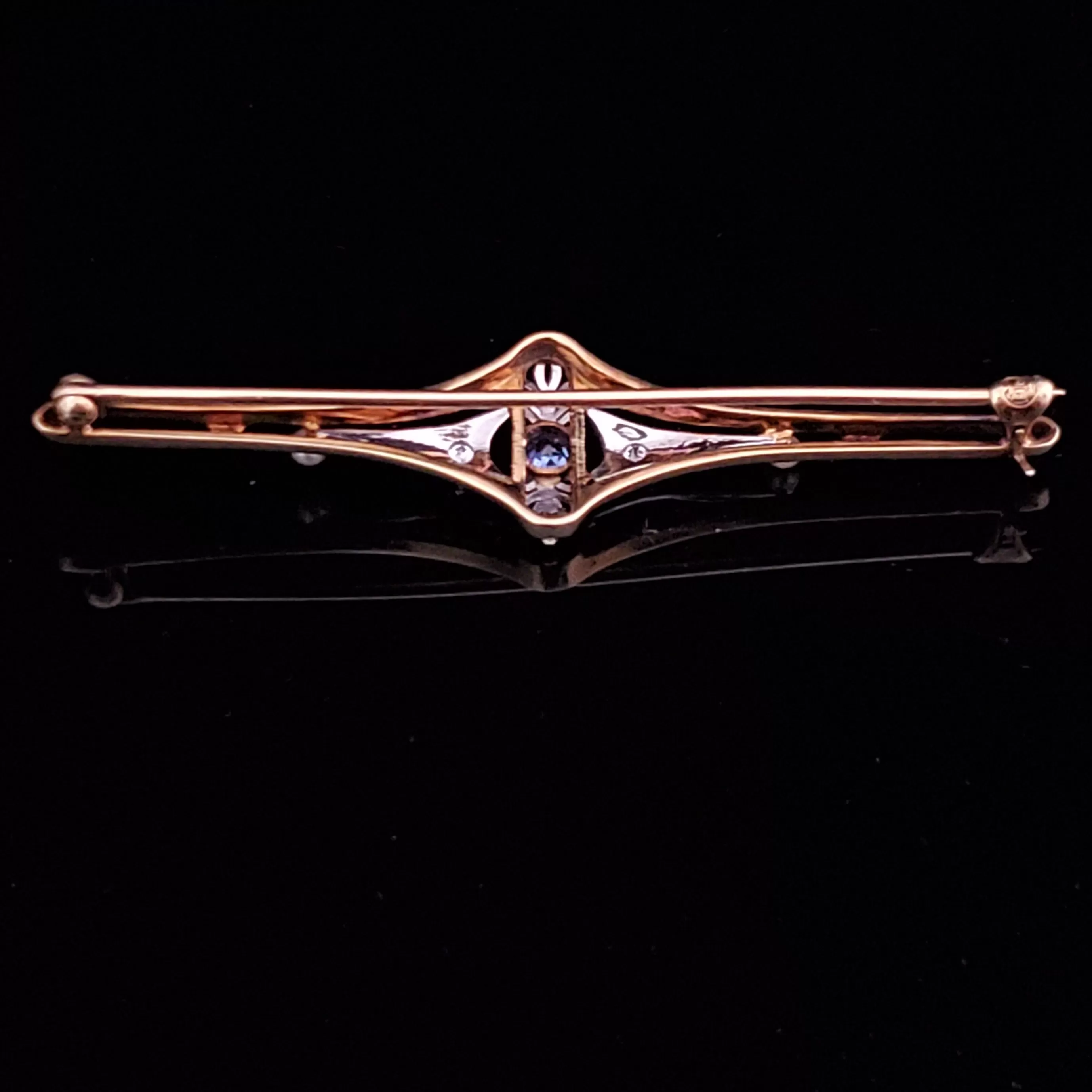 Mandeville - Art Deco HAGERSTROM & CHAPMAN CO Diamond Sapphire 14k Gold Brooch