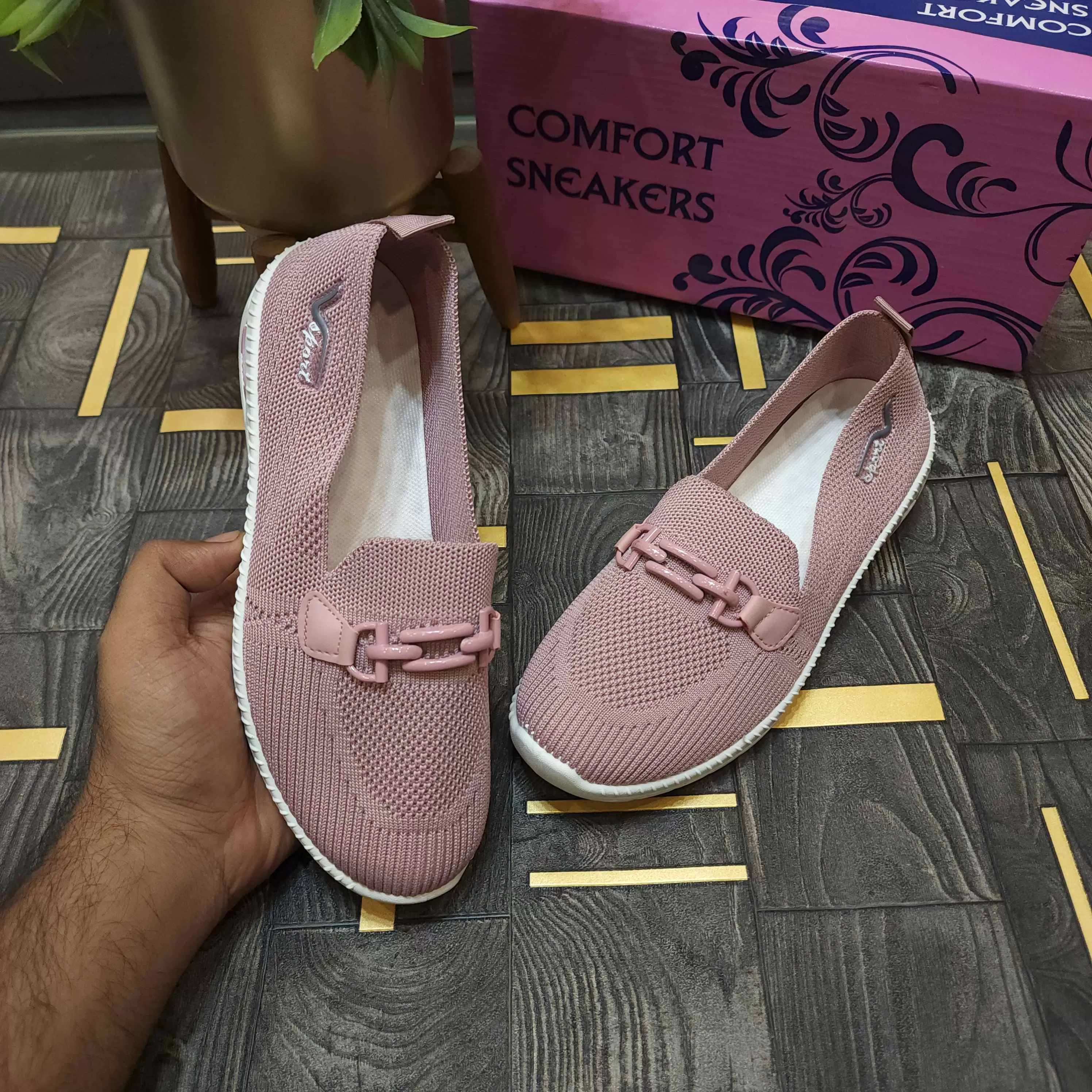 Pink Buckle Shoes